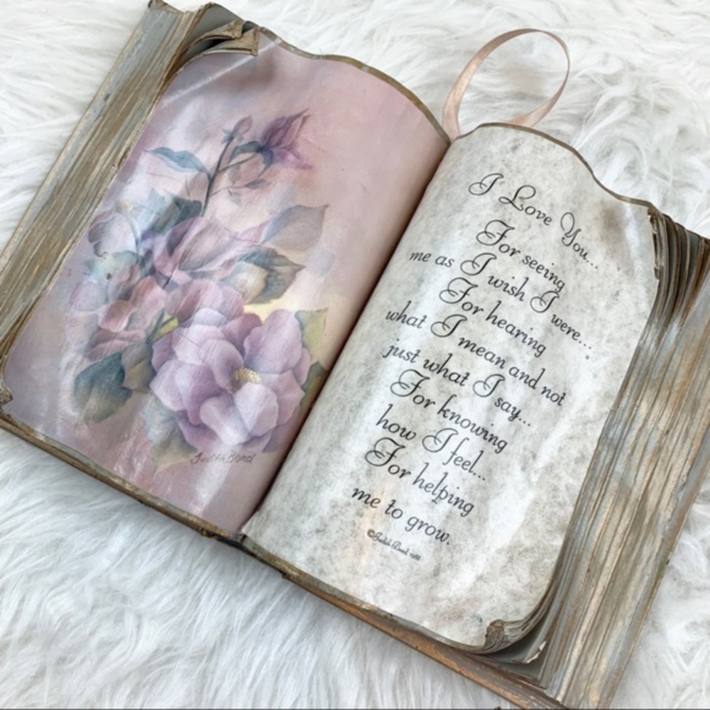 Judith Bond decorative gift book love flowers
